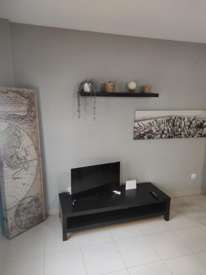 Costa Tropical City Apartment Мотрил Екстериор снимка